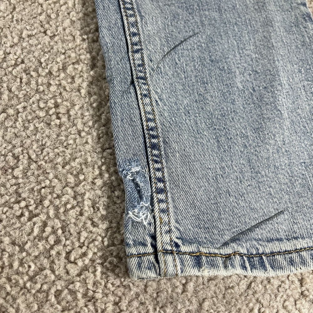 Levis 511 Slim Fit Distressed Blue Jeans Mens 30x32 True Fit 32x32 Light Wash - Picture 4 of 15